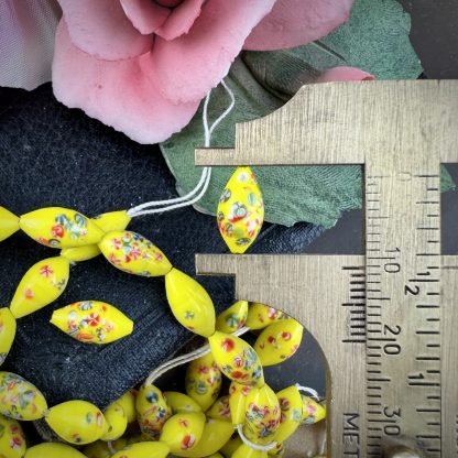 Unique Bright Yellow Vintage Japanese Occupation Glass Lampwork Oval Tombo Beads - 11mm - 1 Piece - Image 2