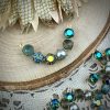 Cutie little necklace pendants/centers/connectors in Blues in gold tone - 35mm - 1 Piece
