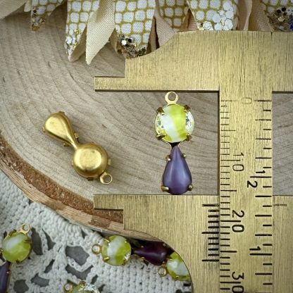 Amethyst Moonglow / Silk Glass and Lime Green & White Givré Drops - 17mm - 2 Pieces - Image 2