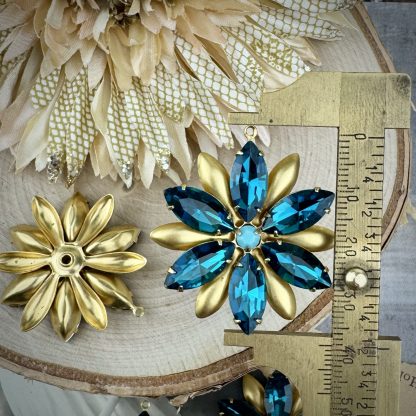 Swarovski Opaque Turquoise and Indicolite Rhinestone 12 Petal Flower Drops / Charms / Pendants - 40mm - 1 Piece - Image 2