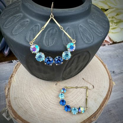 Vintage Swarovski super sparkly curved connectors! Light sapphire AB, Montana blue and aquamarine - 32mm - 1 Piece - Image 5