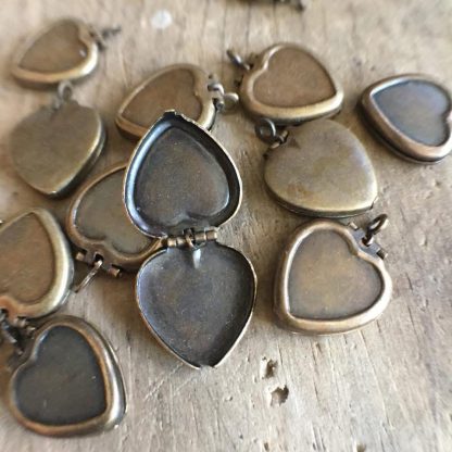 Vintage Antique Brass Plated Heart Locket Holds 12x10mm heart cabochon - 20mm - 10 Pieces