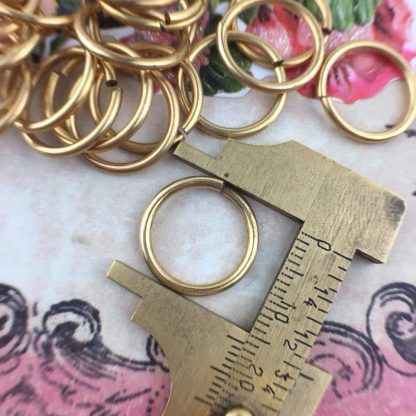 Vintage Gold Plated Large Jump Rings Connectors / Links (#8) - 16mm OD - 18 gauge - 10 Grams - Image 2