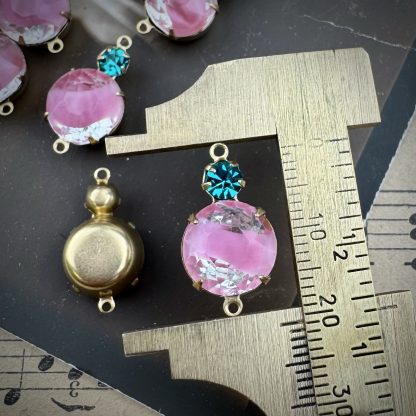 Rose Moonglow /  Silk Glass Givré and Swarovski Blue Zircon Rhinestone Connectors / Links - 20mm - 2 Pieces - Image 2