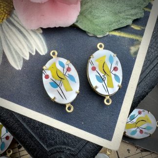 Vintage Mother of Pearl (MOP) Yellow Bird Inlay Pendants / Connectors / Links - 25mm - 1 Piece