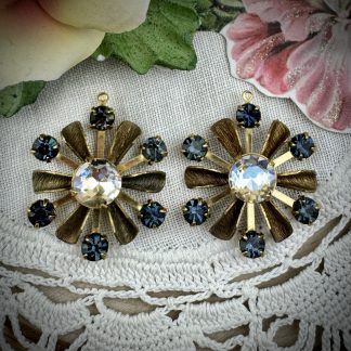 Dark Vitrail Blue Green and Blue Luster Rhinestone Flower Sunburst Pendants / Drops - 16mm - 1 Piece