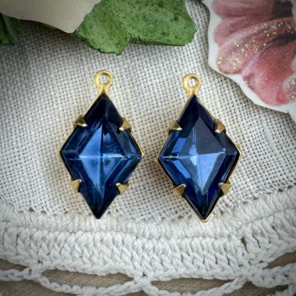 Vintage Montana Blue Rhinestone Diamond Pendants / Drops - 18mm - 2 Pieces