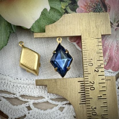Vintage Montana Blue Rhinestone Diamond Pendants / Drops - 18mm - 2 Pieces - Image 2