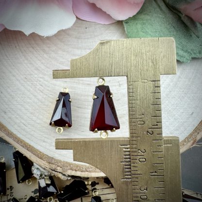 Dark Siam Ruby Transparent Rhinestone Connectors / Links - 17mm - 4 Pieces - Image 2