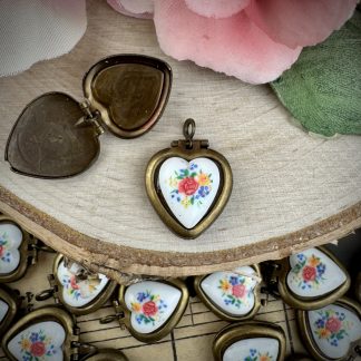 Vintage Glass Floral Decal Antique Brass Plated Heart Lockets / Pendants / Drops / Charms - 16mm - 2 Pieces