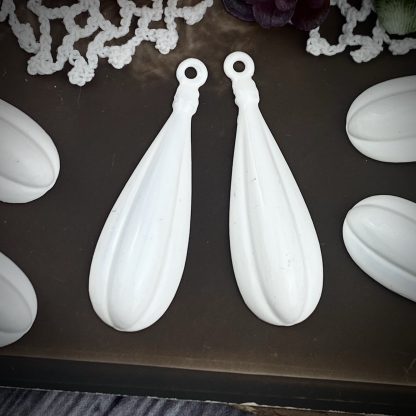 Vintage Large Metal White Enamel Melon Textured Teardrops Drops / Charms - 38mm - 2 Pieces