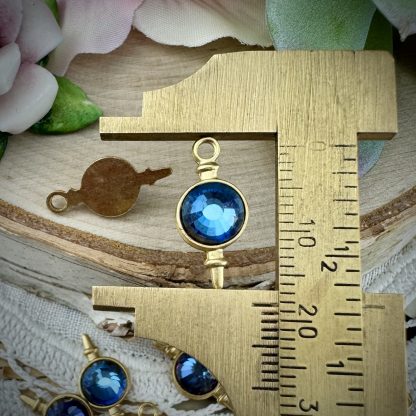 Vitral Blue / Purple Flat Backed Flashy Dangle Chards / Drops - 18mm - 2 Pieces - Image 3